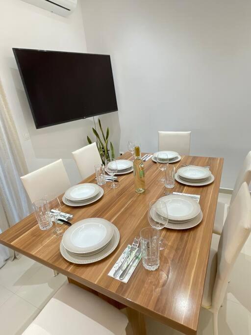 The Cosy Nest - Breakfast Lncluded Apartment Rhodes City Exterior photo